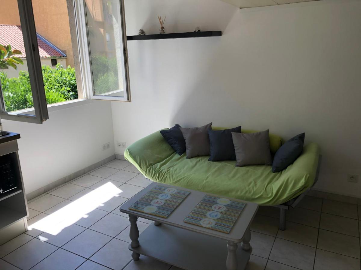 Meuble De Tourisme 2 Etoiles 40 Cours Napoleon Apartment Ajaccio  Exterior foto
