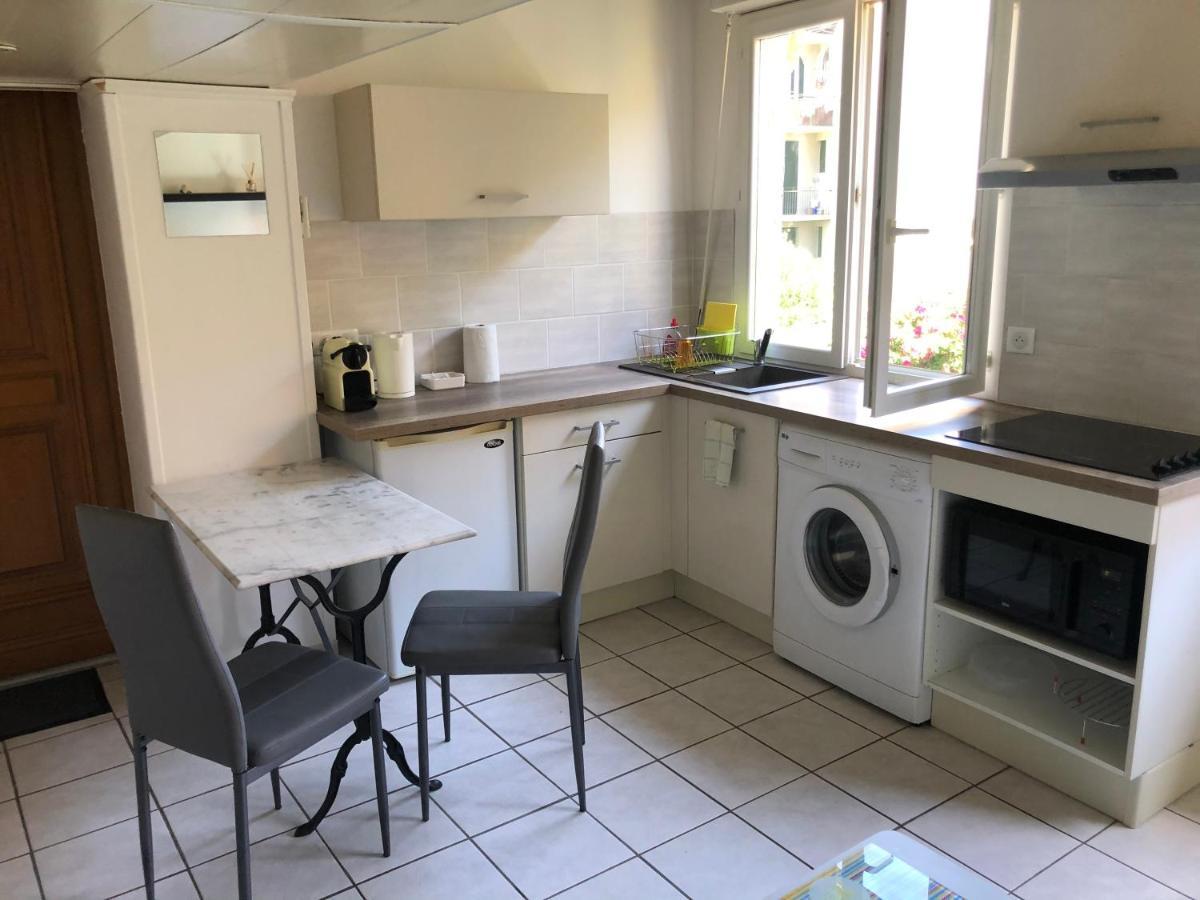 Meuble De Tourisme 2 Etoiles 40 Cours Napoleon Apartment Ajaccio  Exterior foto